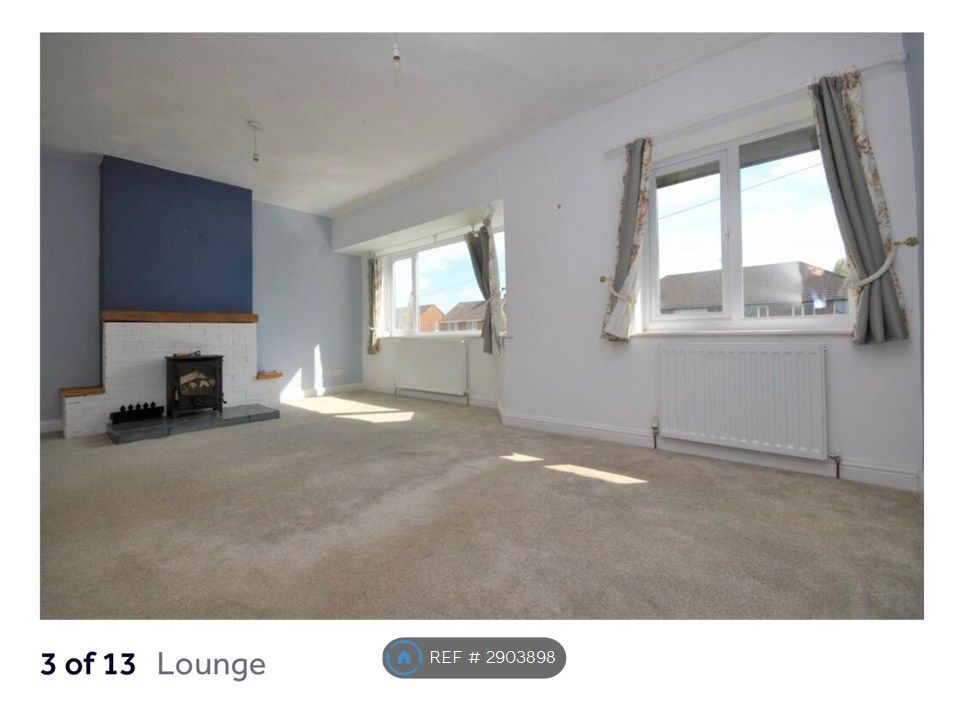 Property photo 3 of 12