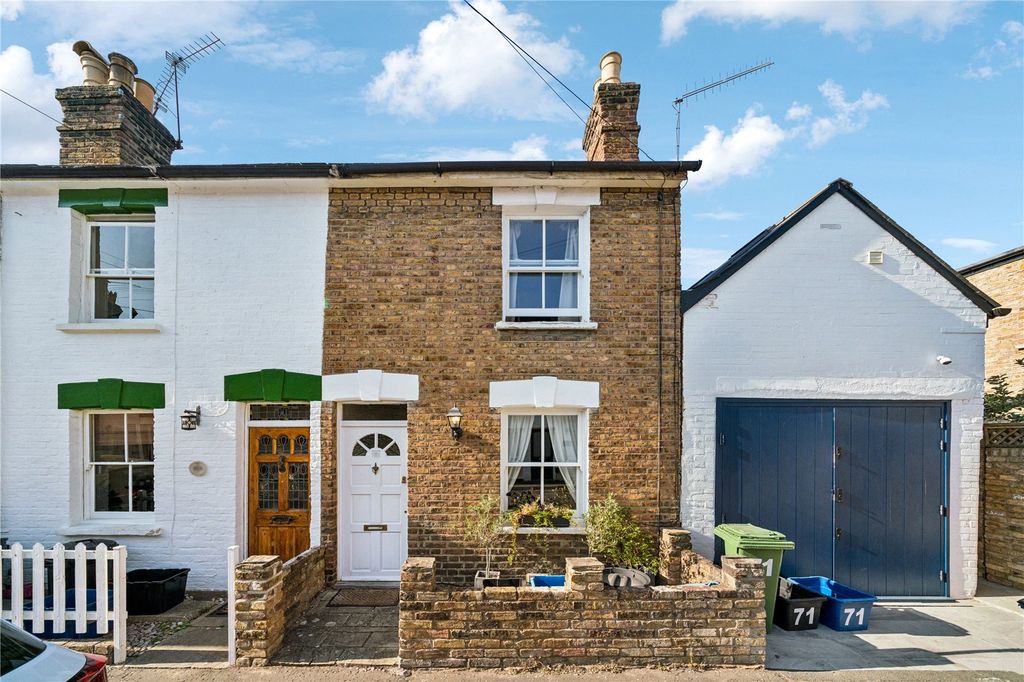 Property photo 1 of 16 Picture No. 24