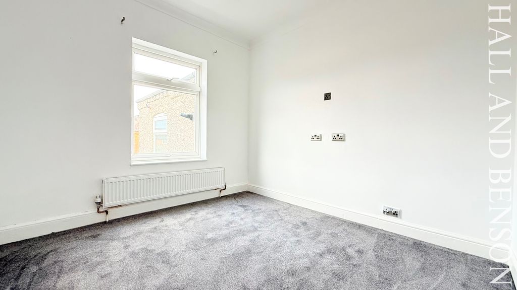 Property photo 3 of 4 Image