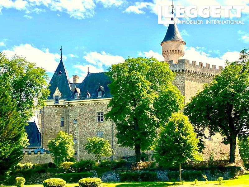 Property photo 1 of 10