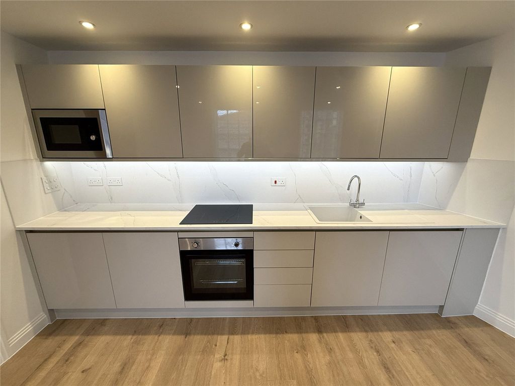 Property photo 2 of 5 Picture No. 07