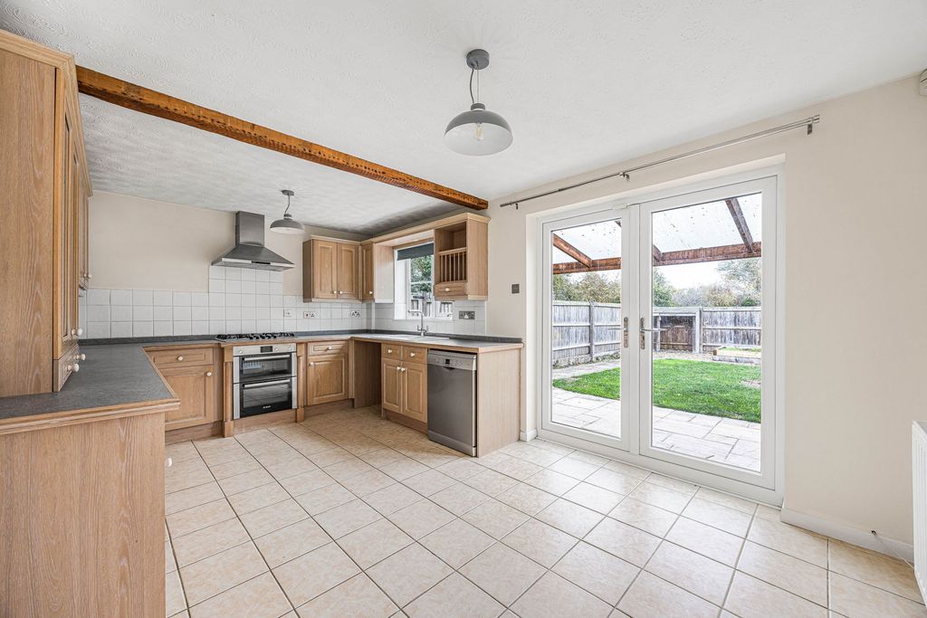 Property photo 2 of 15