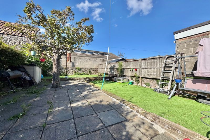 Property photo 2 of 17 Garden