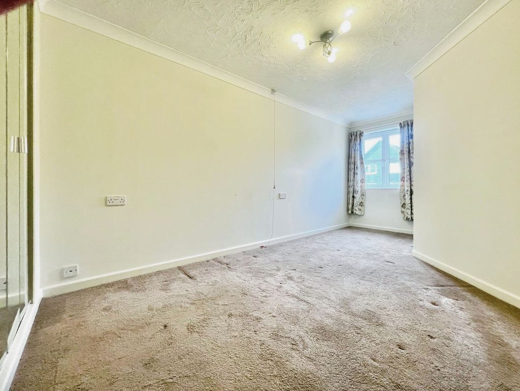 Property photo 3 of 17 Picture No. 10