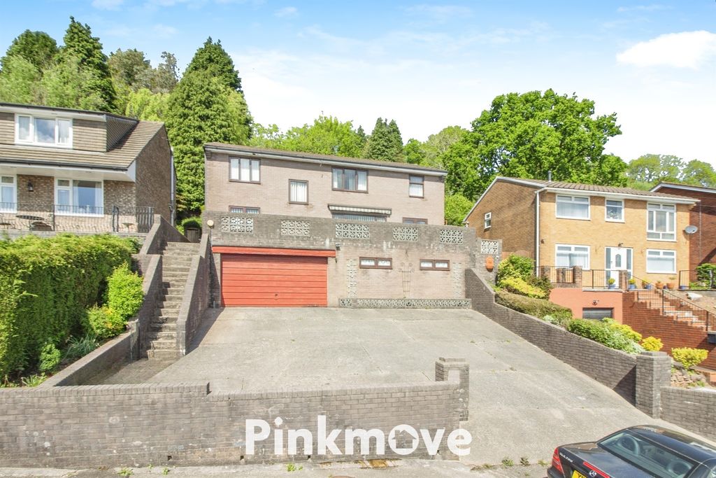 Property photo 1 of 29