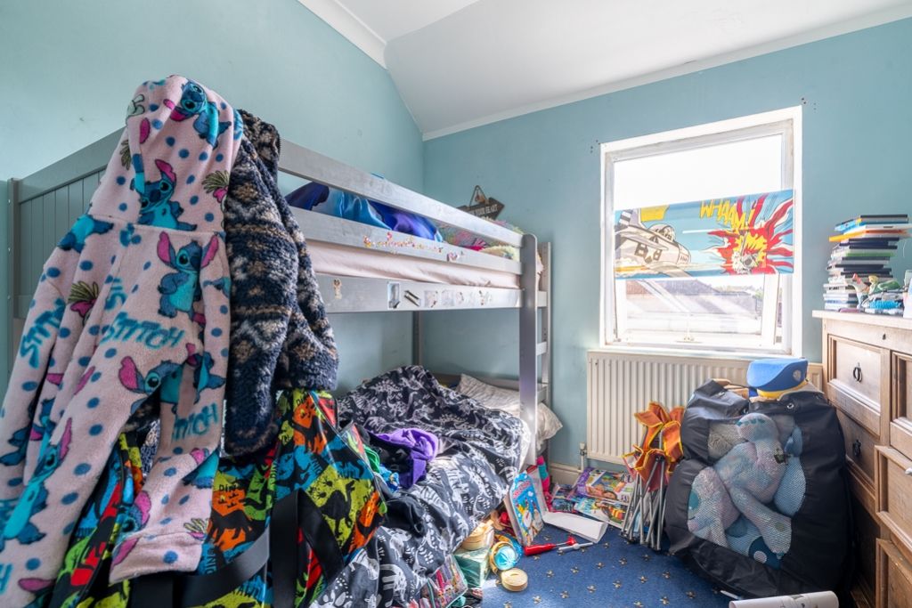 Property photo 3 of 15 37 Dorothy Avenue (Skegness)-7