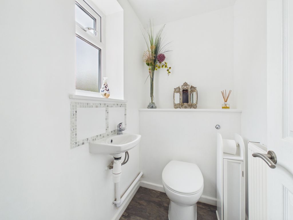 Property photo 3 of 15 WC