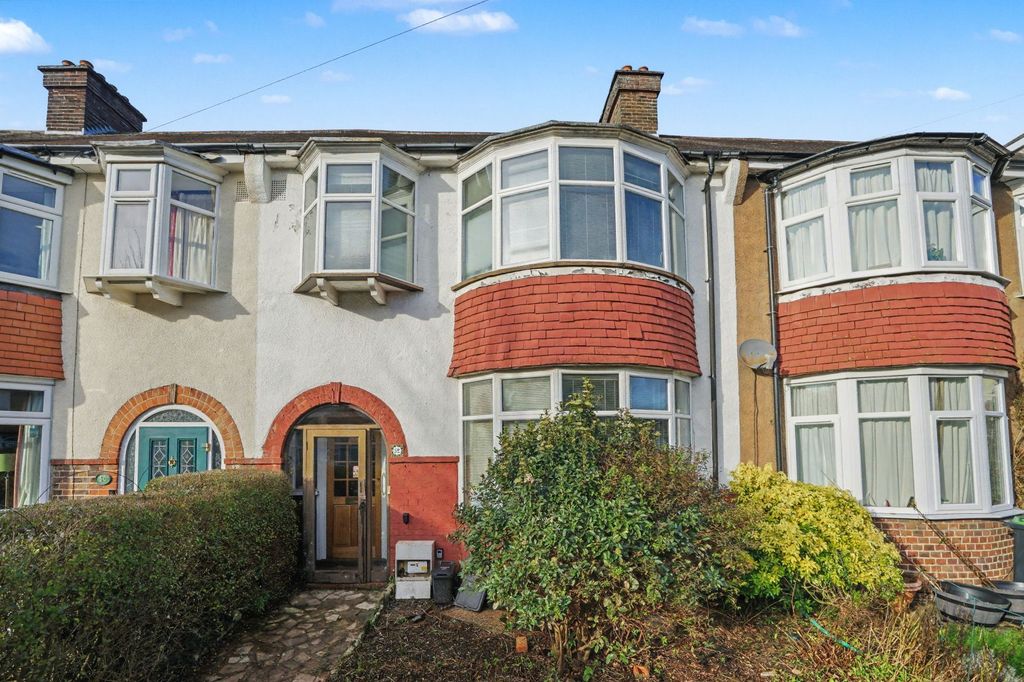 Property photo 1 of 19 52 Wharncliffe Gardens, Croydon, London Se25 6Dq
