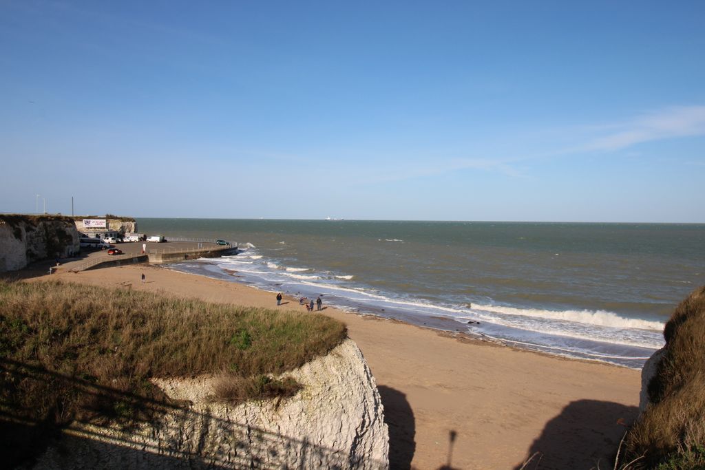 Property photo 3 of 4