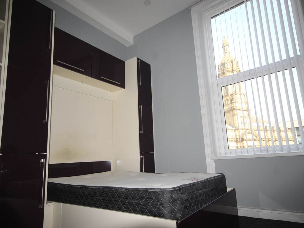 Property photo 1 of 4 041