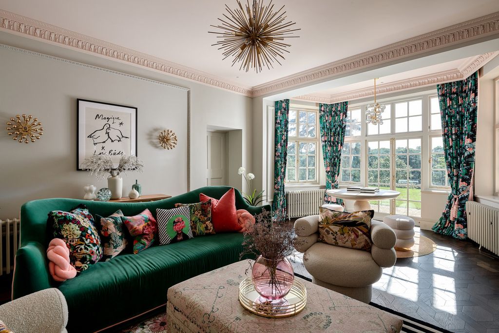 Additional image 5 of 7 bed country house for saleFarnham, Surrey GU10