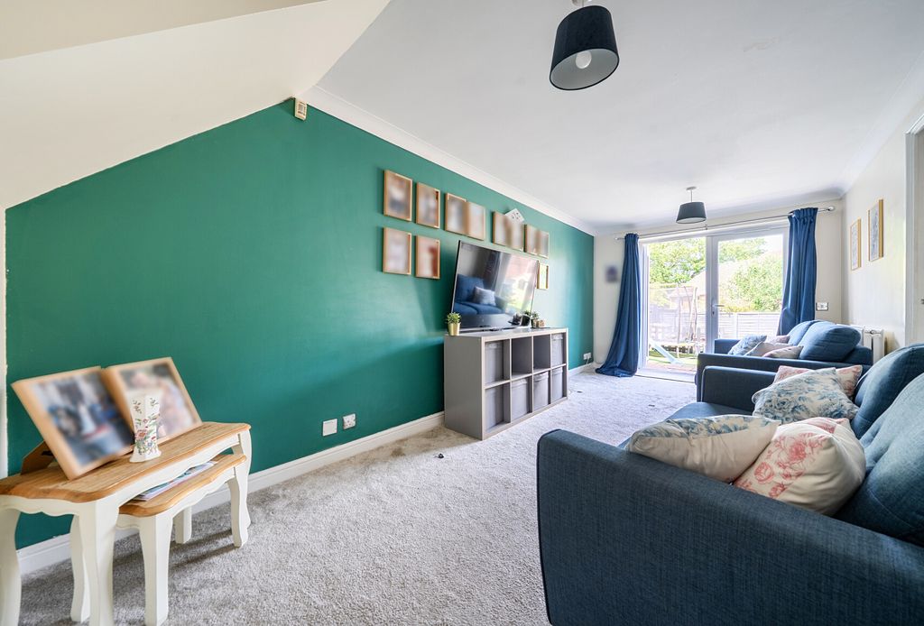 Property photo 3 of 20 1467713-12-6A197F...