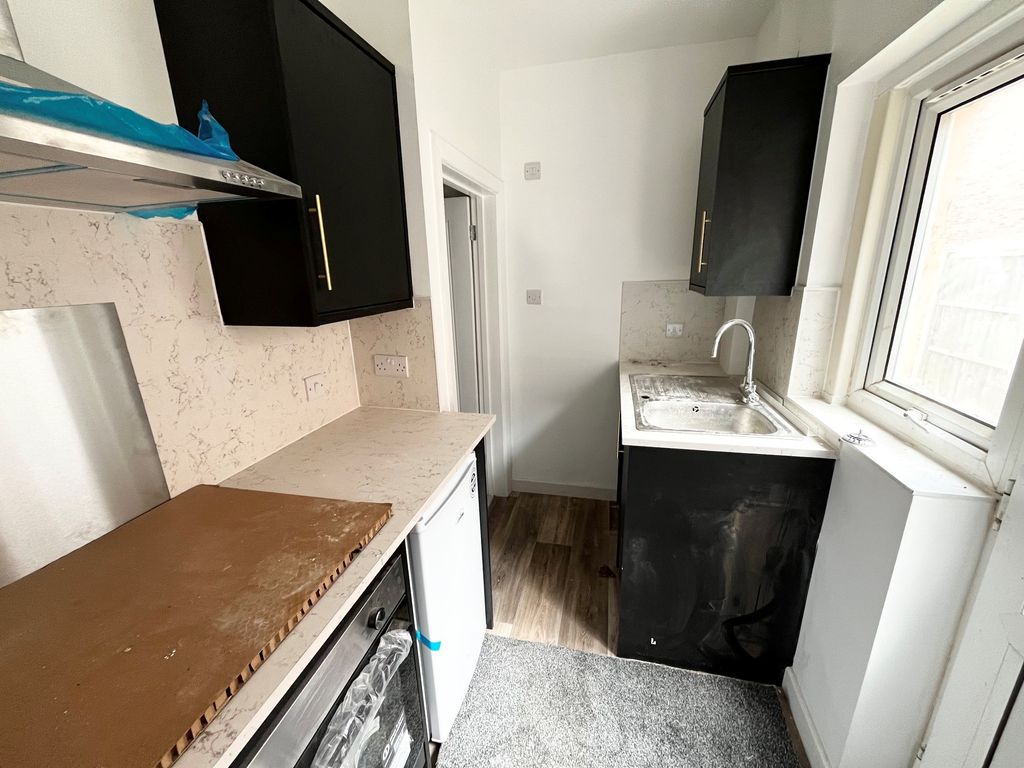 Property photo 2 of 3