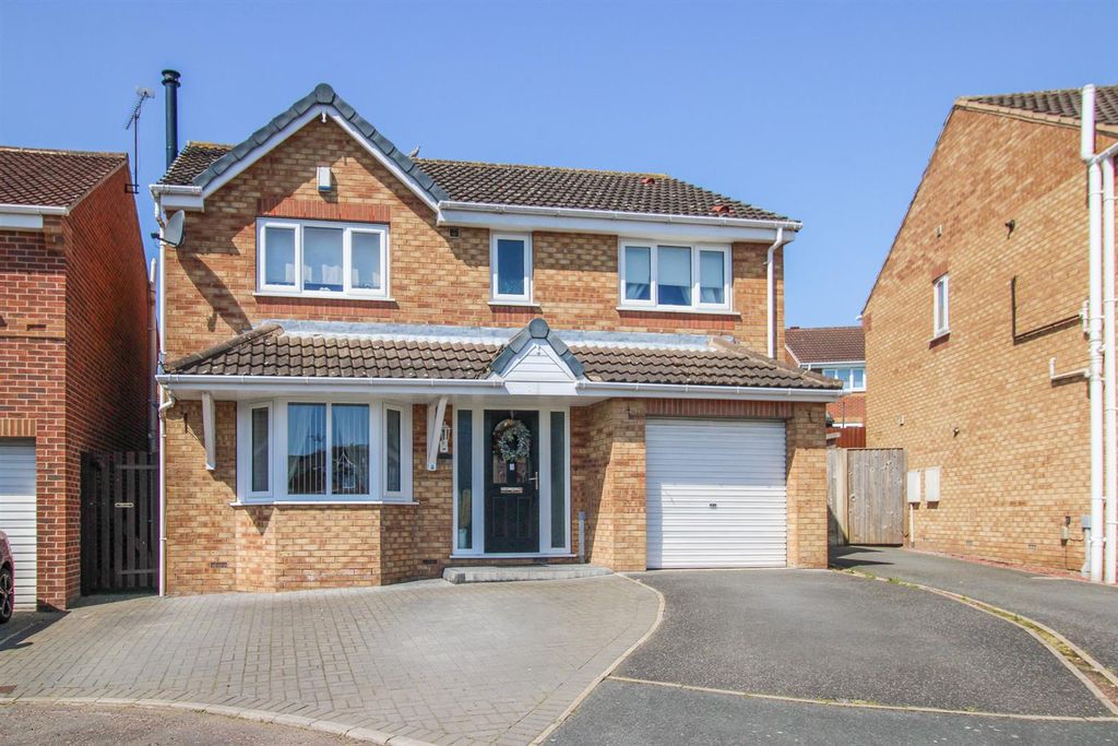 Property photo 1 of 24