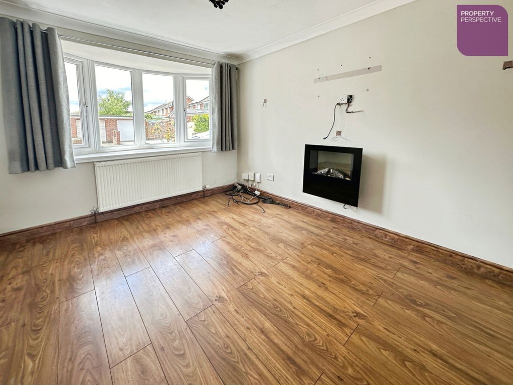 Property photo 3 of 17 Pbox-Img.Jpg