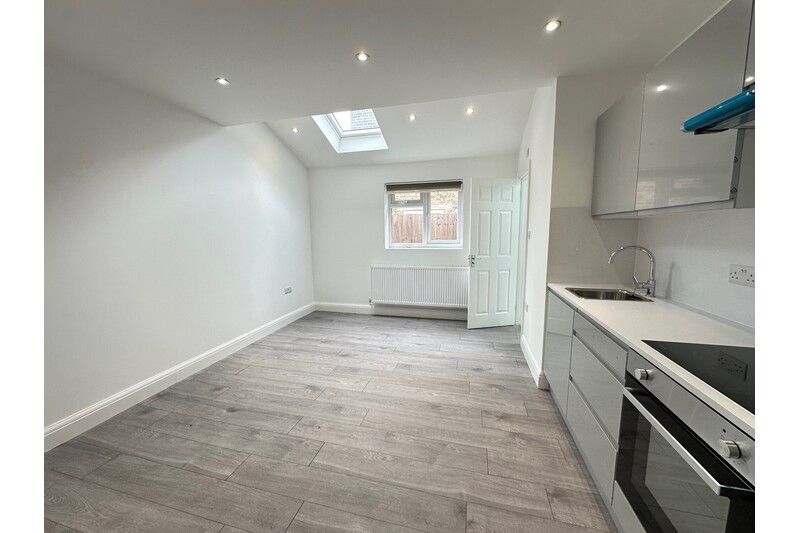 Property photo 2 of 4