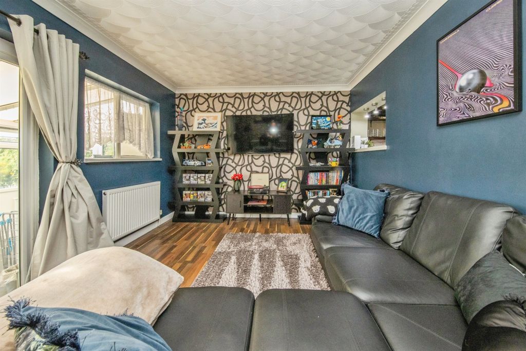 Property photo 3 of 20