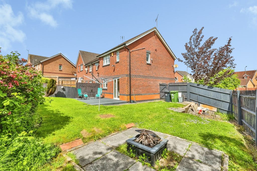 Property photo 2 of 19