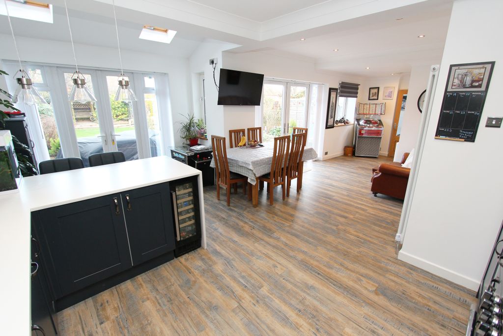 Property photo 3 of 20 Img_3073A
