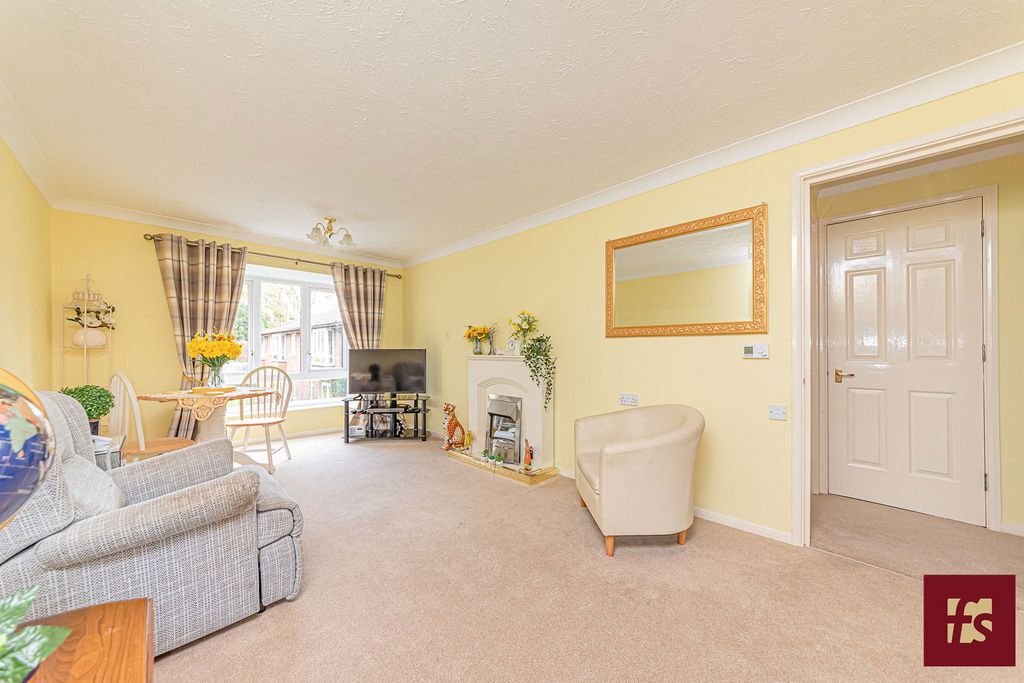 Property photo 3 of 7