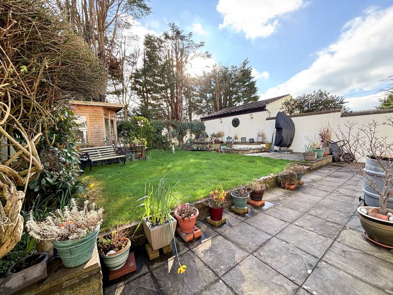 Property photo 3 of 23 Garden