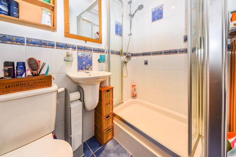 Property photo 2 of 7 Photo 3