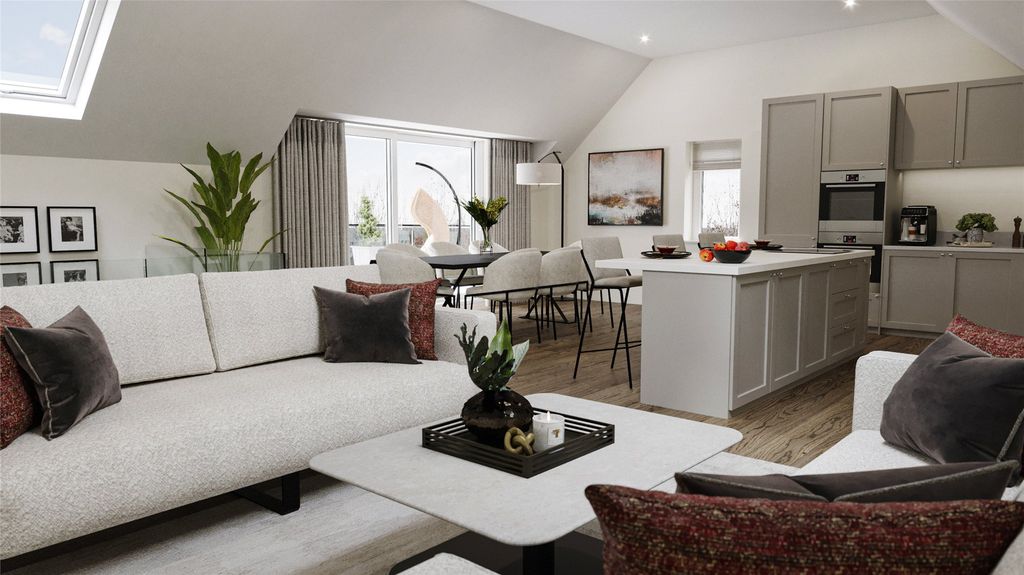 Property photo 3 of 19 Show Home