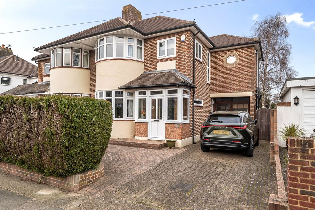 Property photo 1 of 18 Picture No. 21