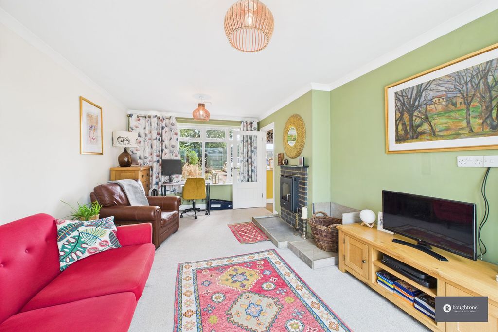 Property photo 2 of 41