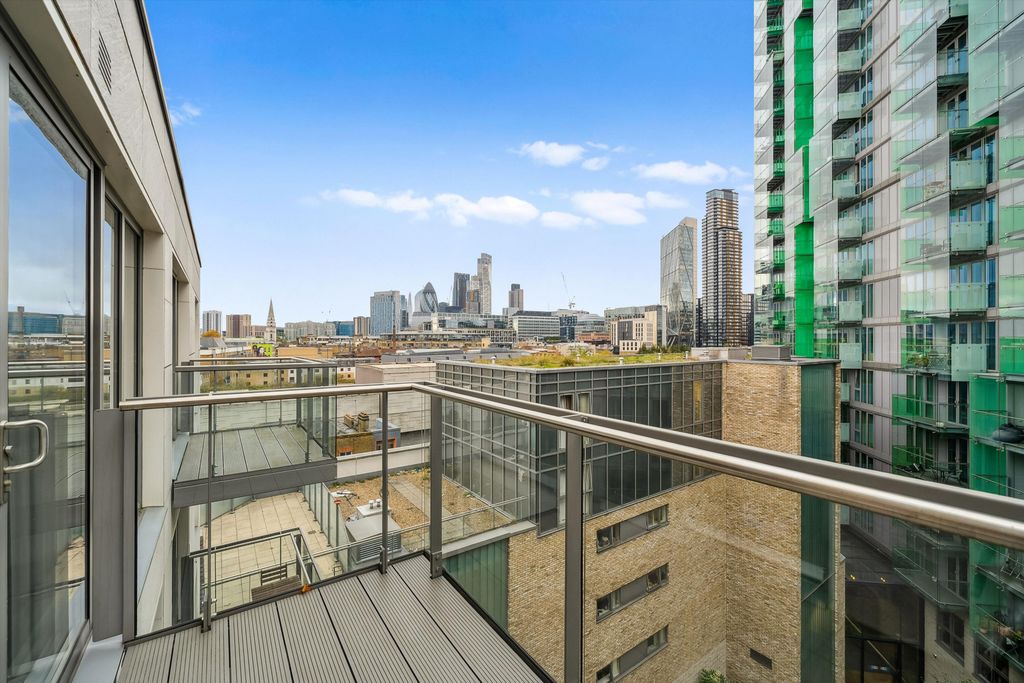 Property photo 2 of 14 Image