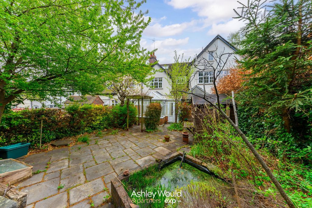 Property photo 3 of 28