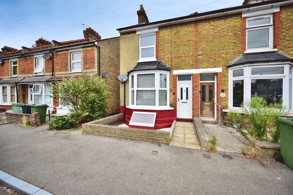 Property photo 1 of 11