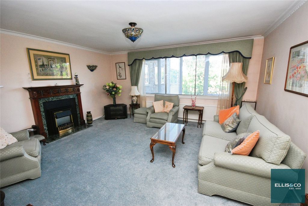 Property photo 2 of 11 Picture No. 10