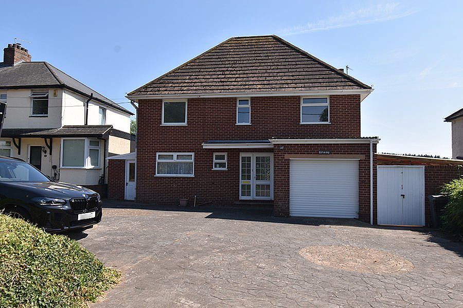 Property photo 1 of 18