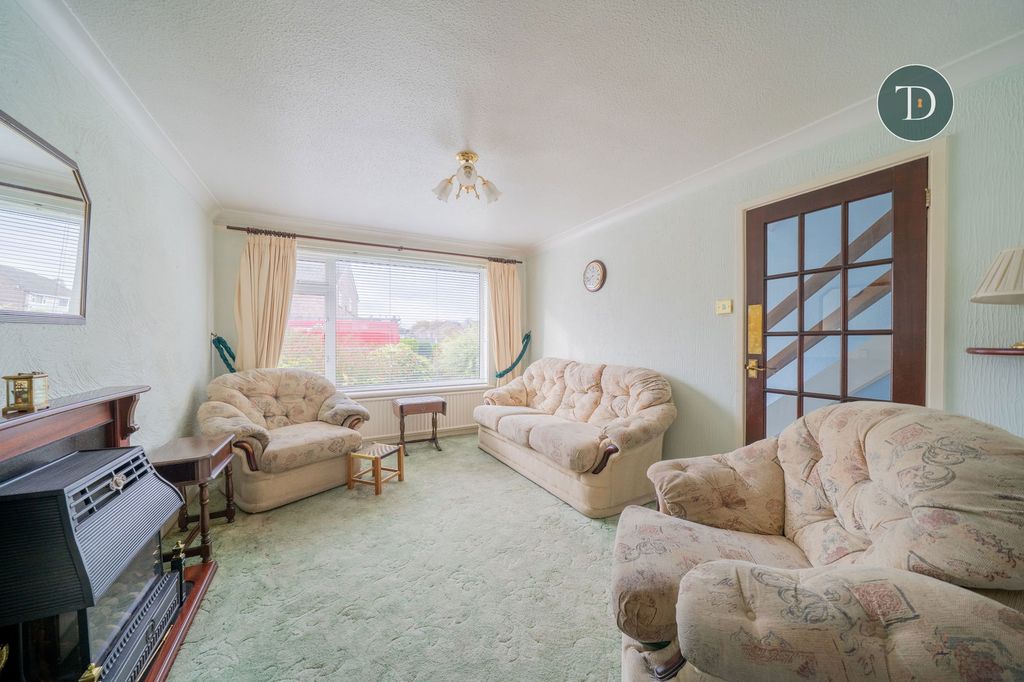 Property photo 3 of 21