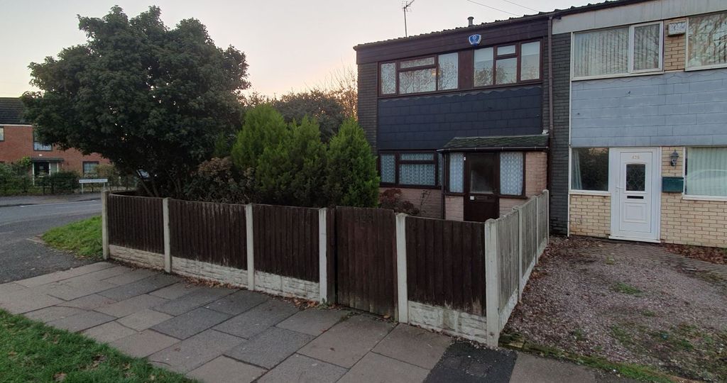 Property photo 2 of 38