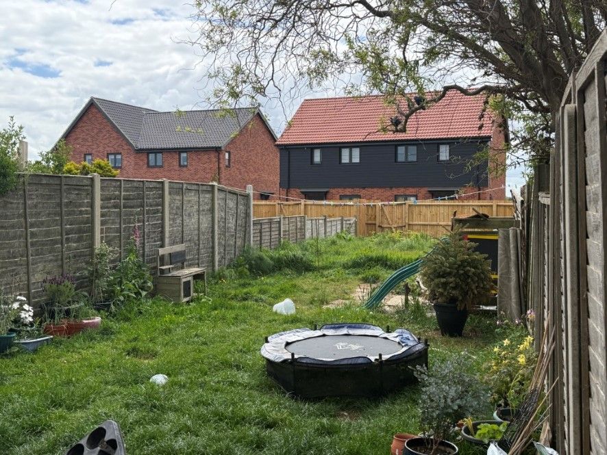 Property photo 2 of 3