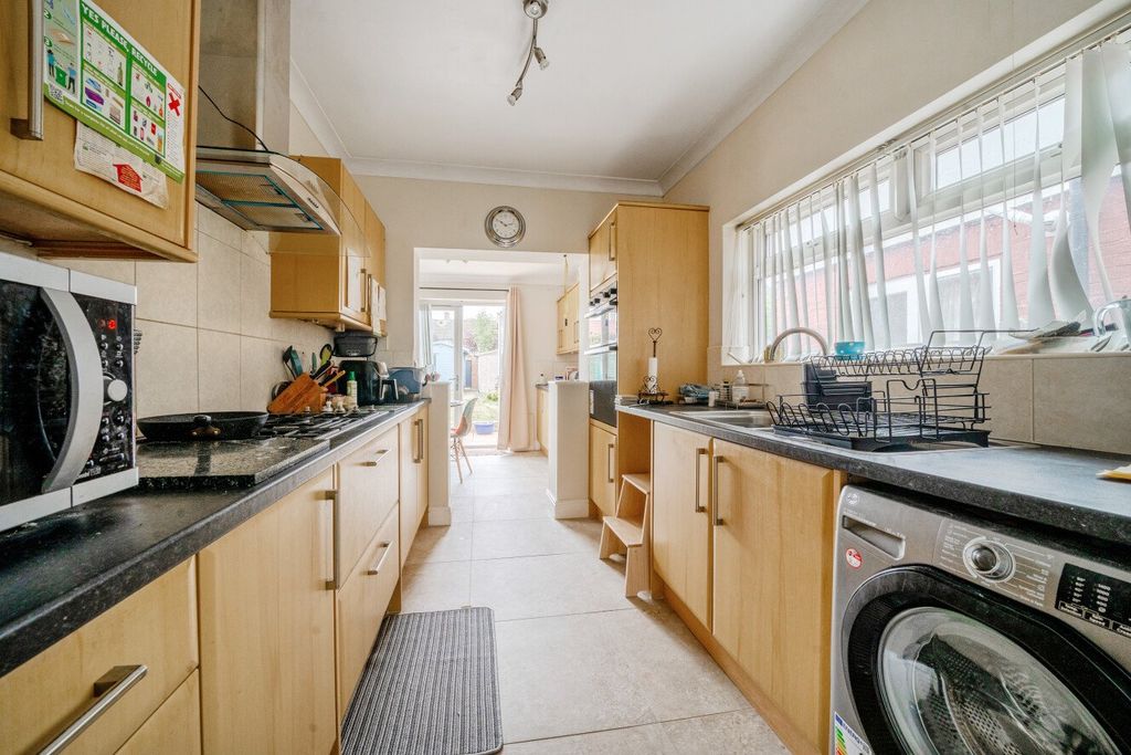 Property photo 3 of 18 Picture No. 09