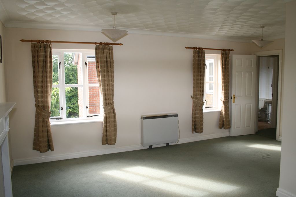 Property photo 2 of 5