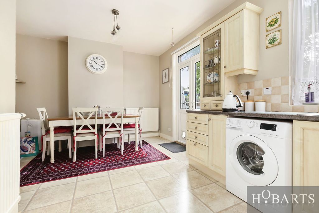 Property photo 3 of 16 Gallery