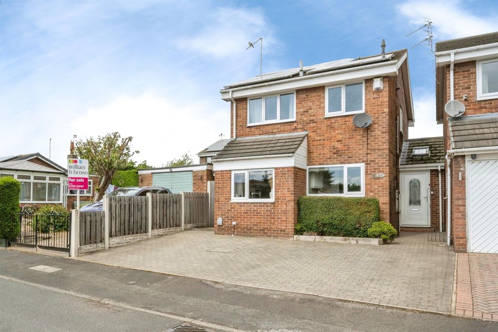 Property photo 1 of 19