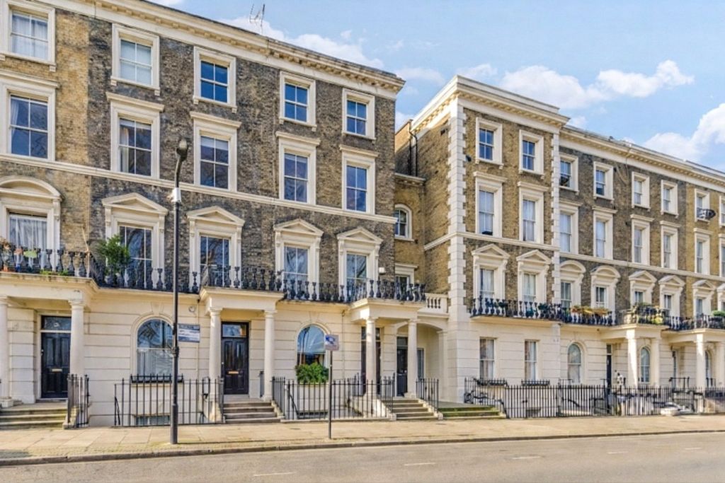 Property photo 2 of 36 Picture No. 95