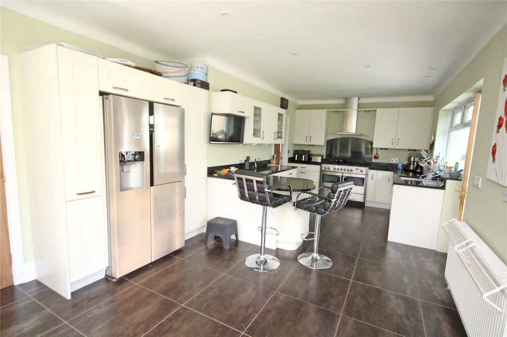 Property photo 3 of 18 Picture No. 07