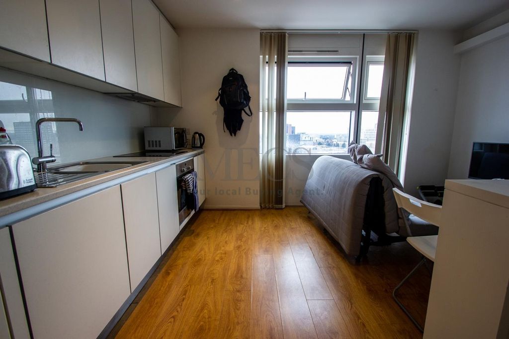 Property photo 2 of 5 1630384