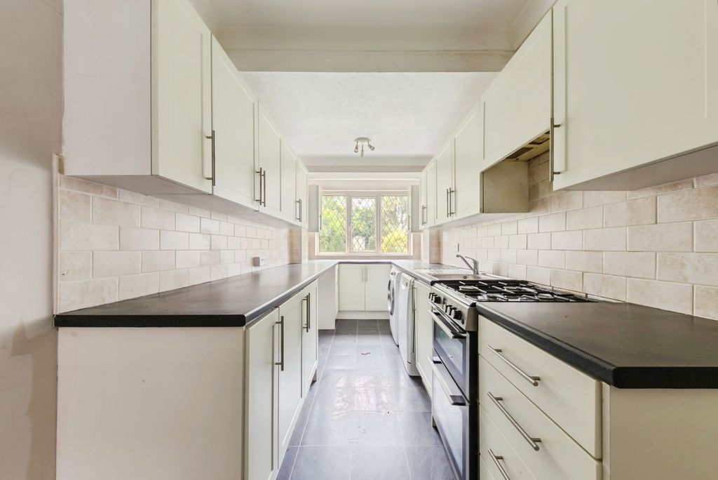 Property photo 3 of 19 Pbox-Img.Jpg