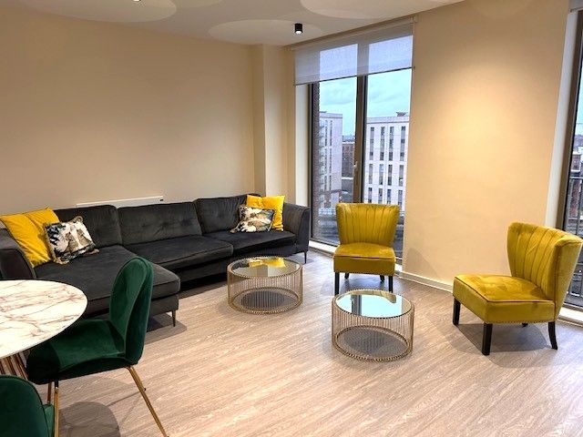 Property photo 3 of 12