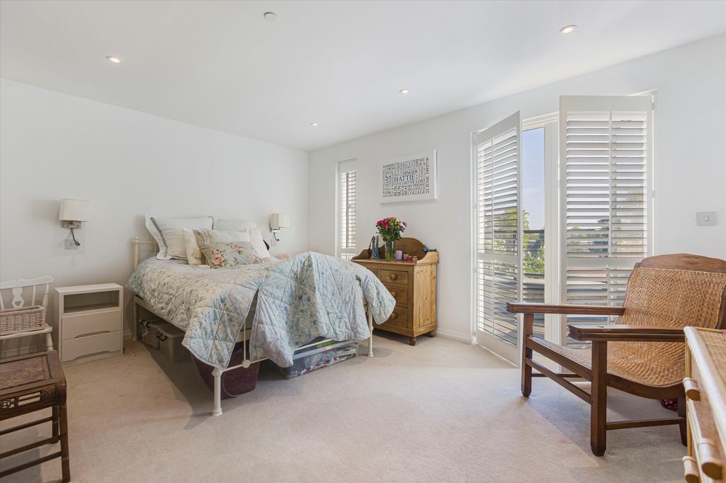 Additional image 17 of 4 bed semi-detached house for saleWoodstock Road, Summertown, Oxford OX2