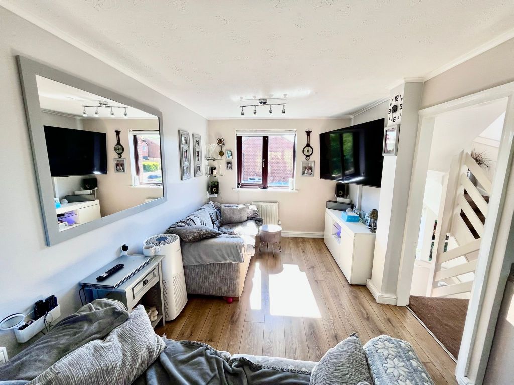 Property photo 2 of 16