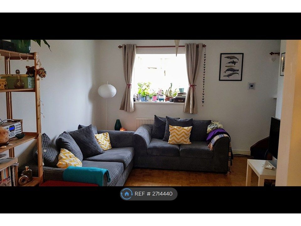 Property photo 2 of 9 Lounge Area