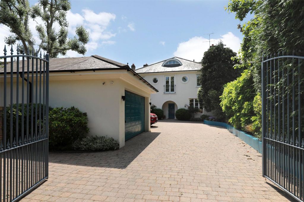 Property photo 1 of 35 Picture No. 58